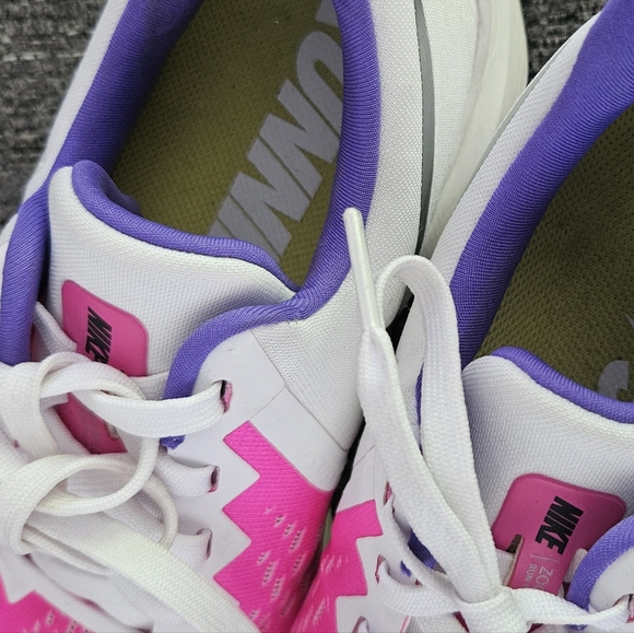 ✨️NIKE ZOOM WOMEN'S RUNNING SHOES SIZE 6✨️ - Picture 3 of 8